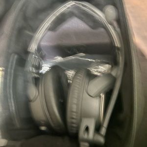 Bose a20 aviation w/Bluetooth headphones